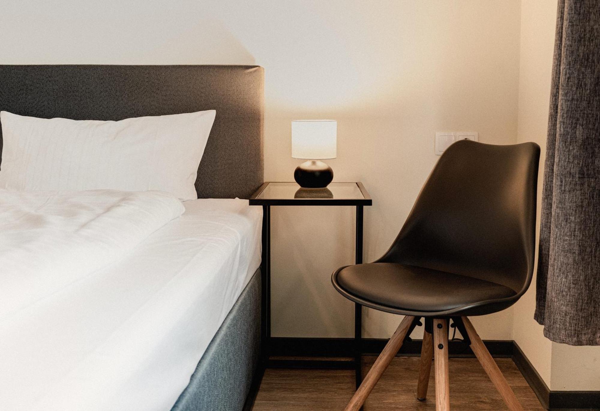 Wandery Hostel Dessau エクステリア 写真