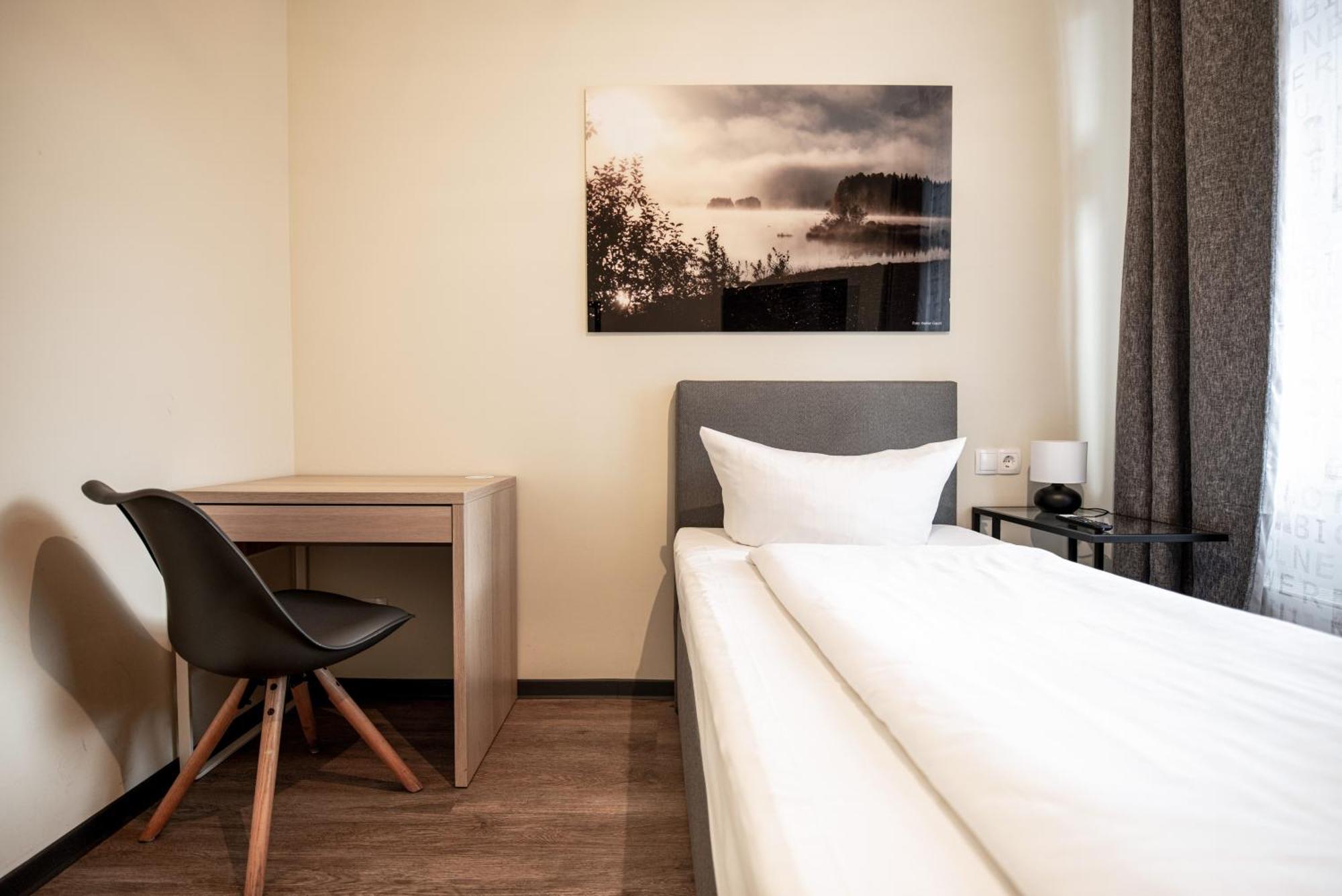 Wandery Hostel Dessau エクステリア 写真